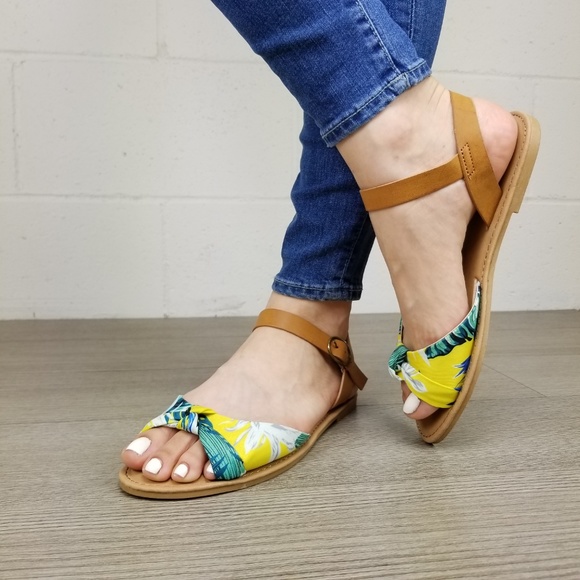 1950's Vintage Style Flat Sandals - G - Picture 2 of 5